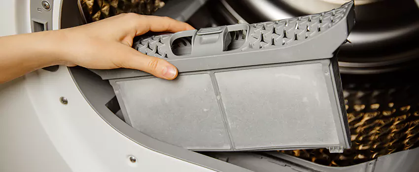 Signs Of A Clogged Dryer Lint Trap in Ridgewood, New Jersey